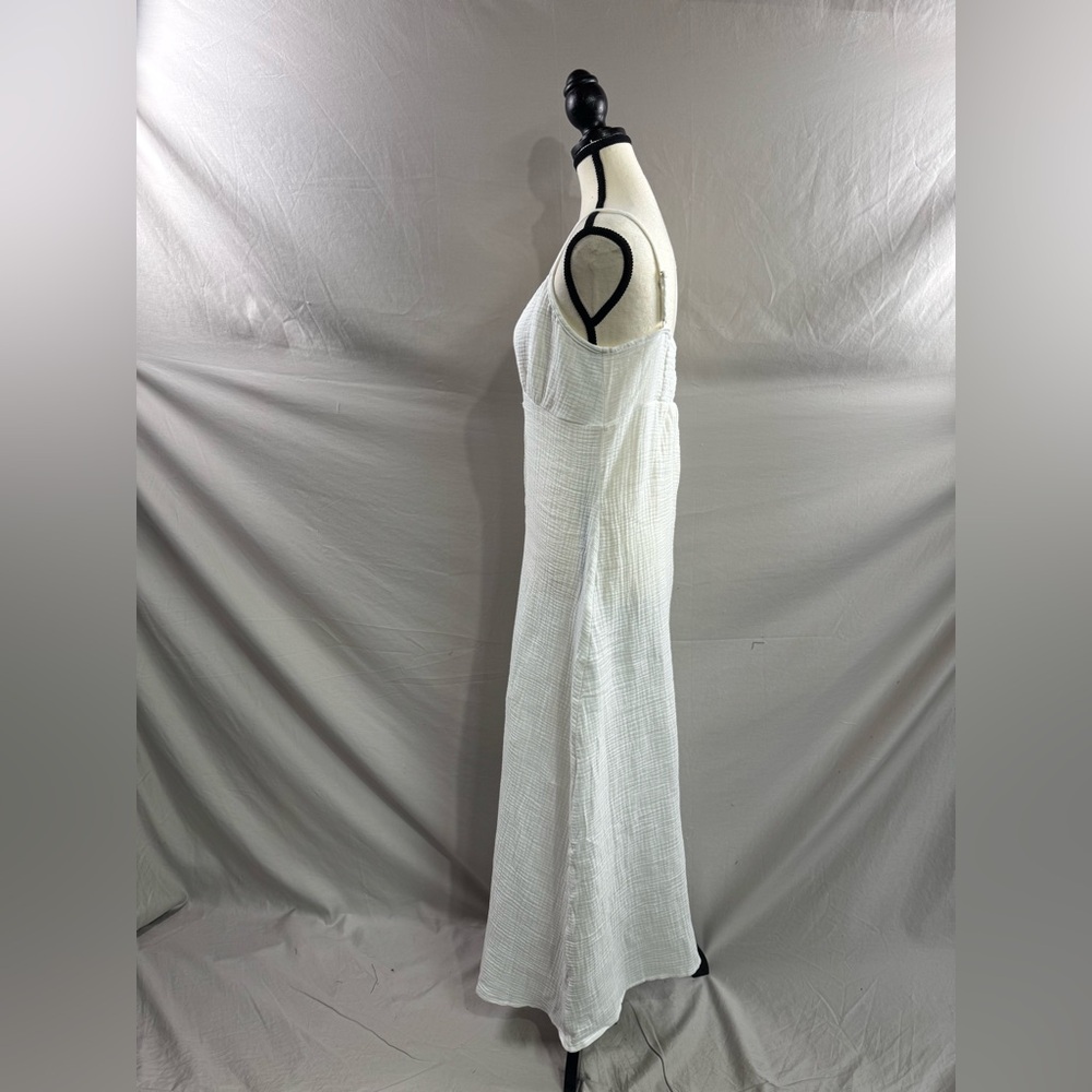 LAST ONE 🔥Button Cami Shirred Back Maxi Dress White - Picture 8 of 9